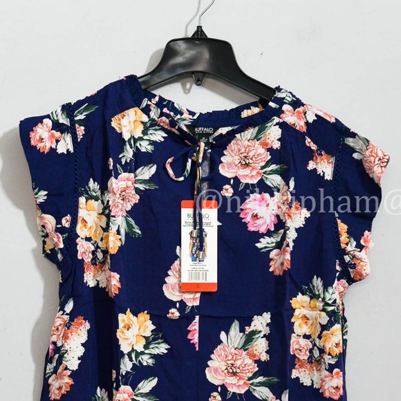 Buffalo Ladies' Flutter Sleeve Floral Top in BLue - Picture 3 of 5